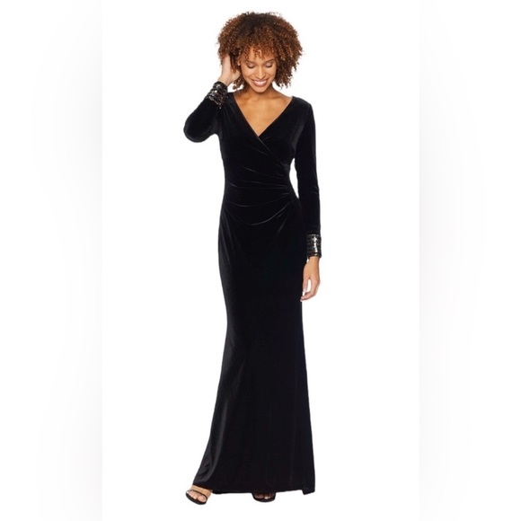 Vince Camuto Dresses & Skirts - Vince Camuto Velvet Sequin Cuff Long Sleeve Gown